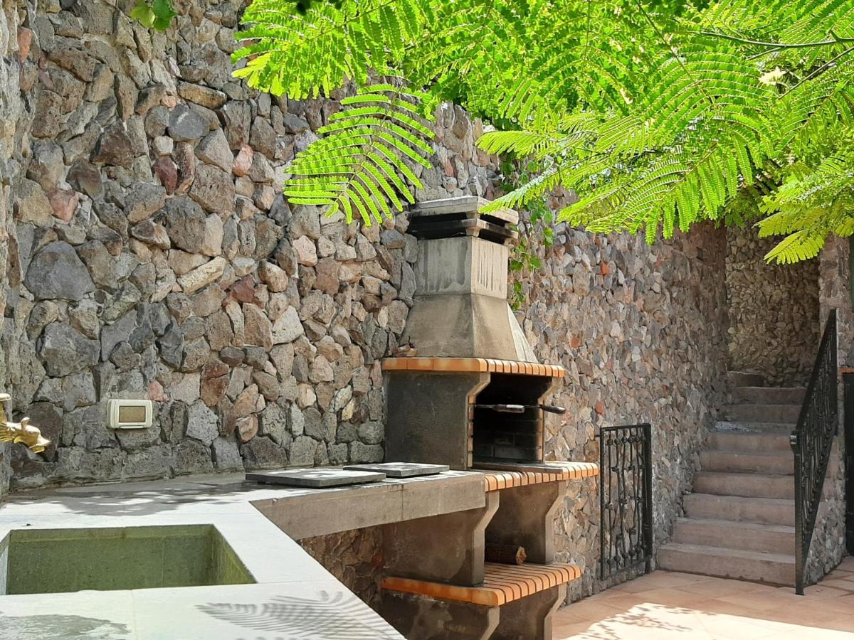 Peaceful House Set On A Vineyard & Work Friendly Villa Валсекийо Екстериор снимка